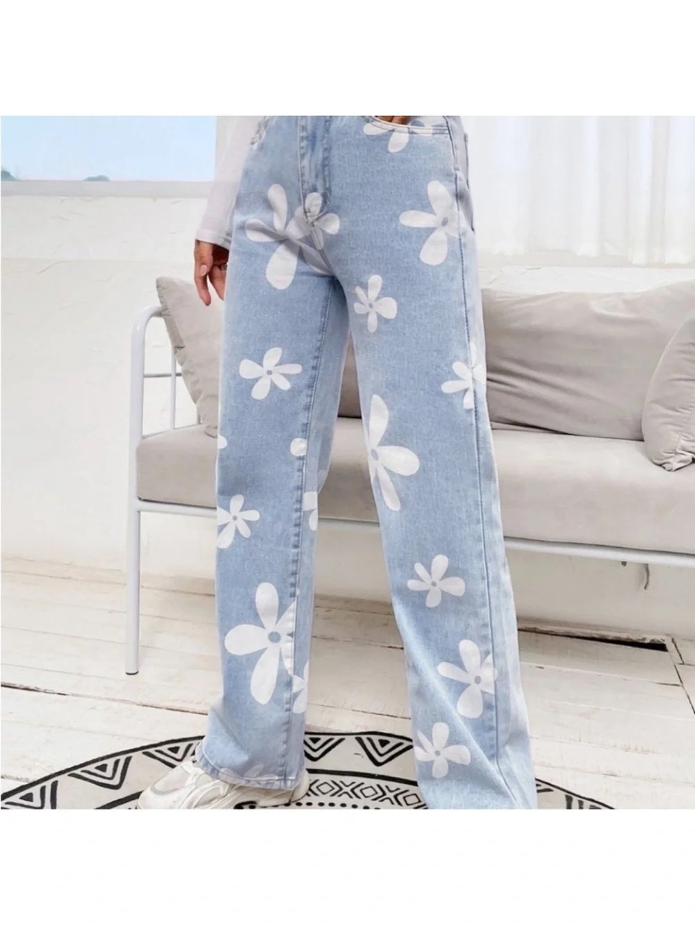 Flying Angel Floral Print Light Blue Wide Leg High Rise Jeans, Size 30 - Picture 5 of 8